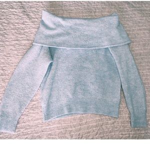 😍Off the Shoulder Sweater😍